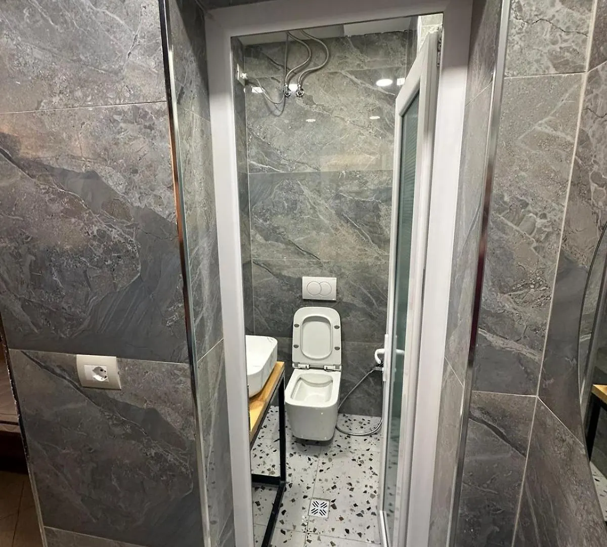 Pasha Studio Apartment Tirana